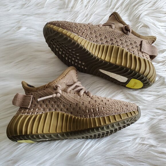 Adidas Yeezy Boost 350 Earth Kid's V2 Breathable Sneaker SZ 10K - Picture 1 of 11